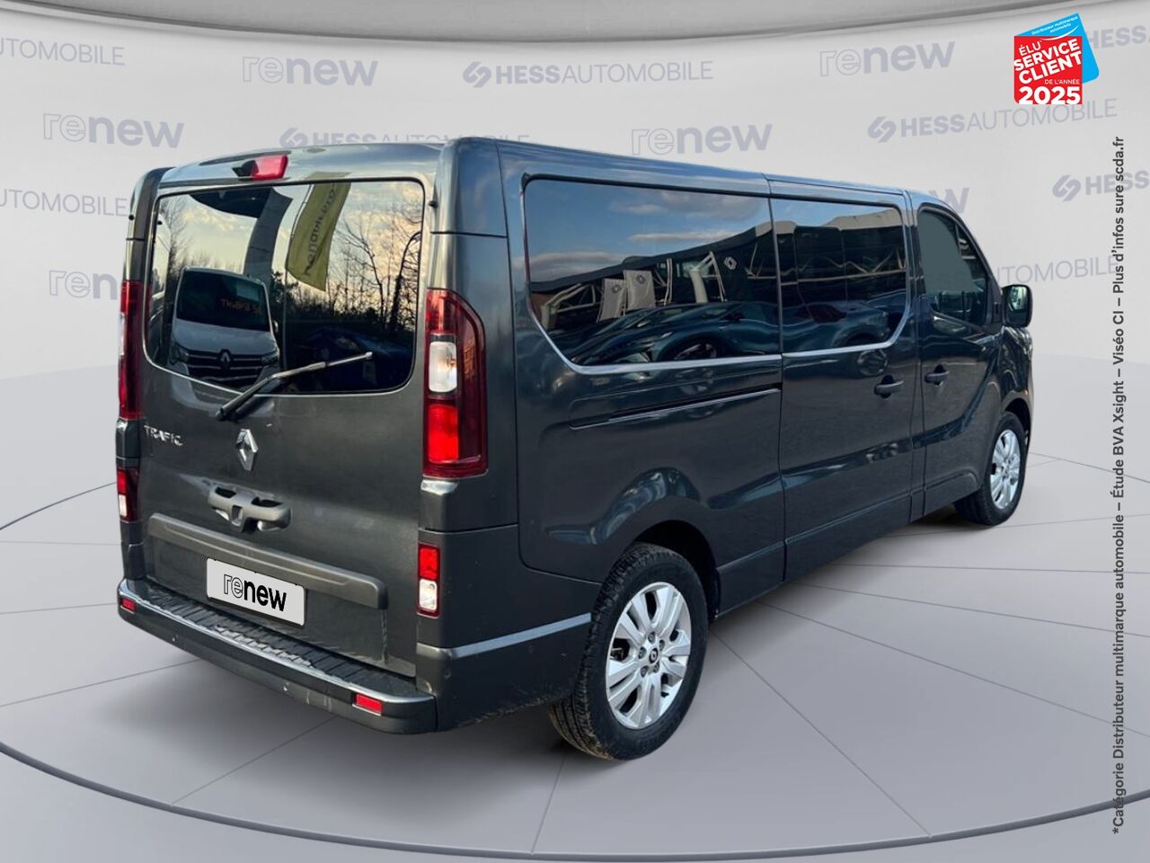 Véhicule d'occasion RENAULT TRAFIC COMBI L2 2.0 BLUE DCI 150CH S/S INTENS EDC 8 PLACES GPS chez Toyota Bar le Duc