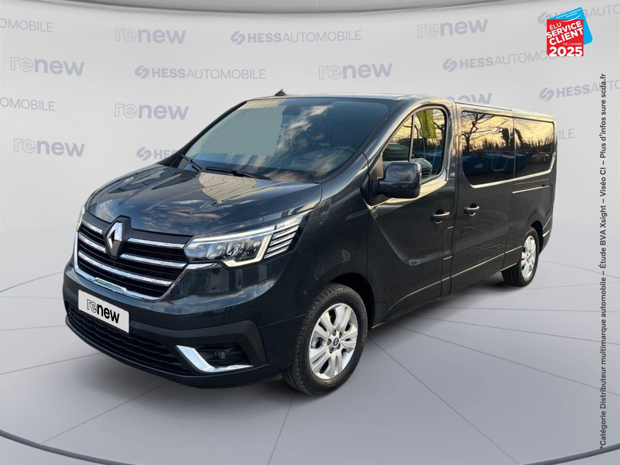Véhicule d'occasion RENAULT TRAFIC COMBI L2 2.0 BLUE DCI 150CH S/S INTENS EDC 8 PLACES GPS chez Toyota Bar le Duc