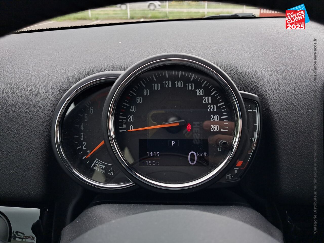 Véhicule d'occasion MINI COUNTRYMAN COOPER 136CH OAKWOOD BVA TOUVRANT SIEGES CHAUF GPS CAMERA chez Toyota Thionville