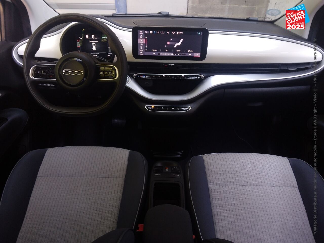 Véhicule d'occasion FIAT 500 E 95CH ICONE chez Hyundai Epernay