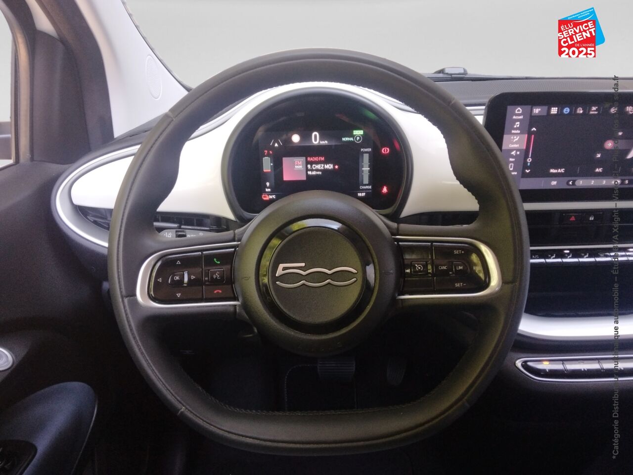 Véhicule d'occasion FIAT 500 E 95CH ICONE chez Hyundai Epernay