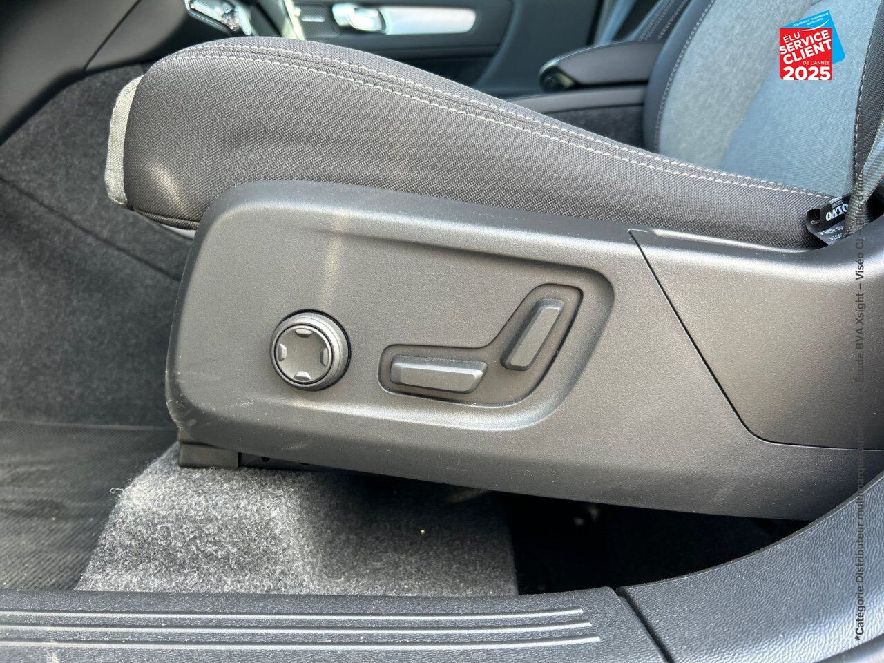 Véhicule neuf VOLVO XC40 B3 163CH PLUS DCT 7 chez Volvo Reims