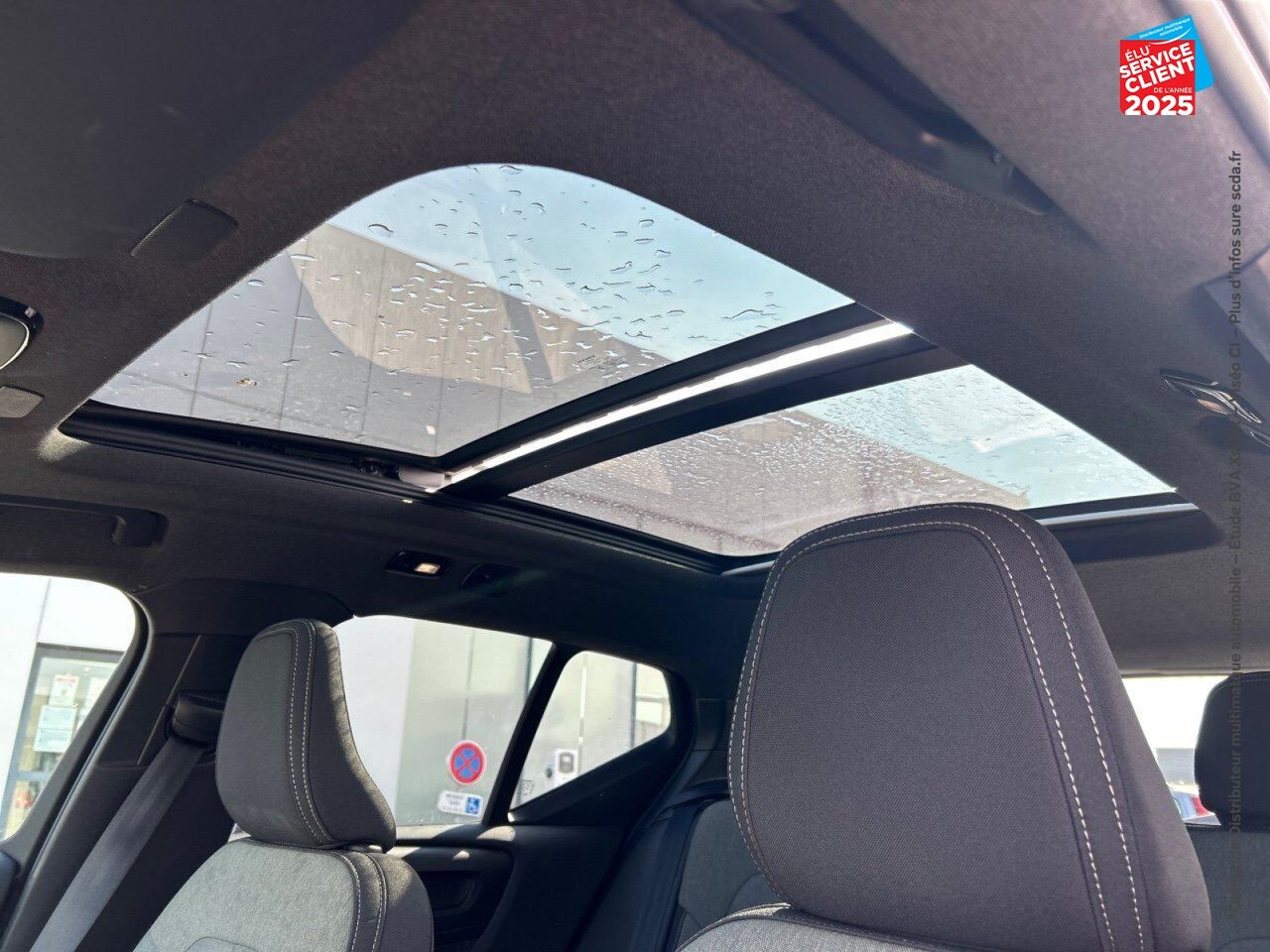 Véhicule neuf VOLVO XC40 B3 163CH PLUS DCT 7 chez Volvo Reims