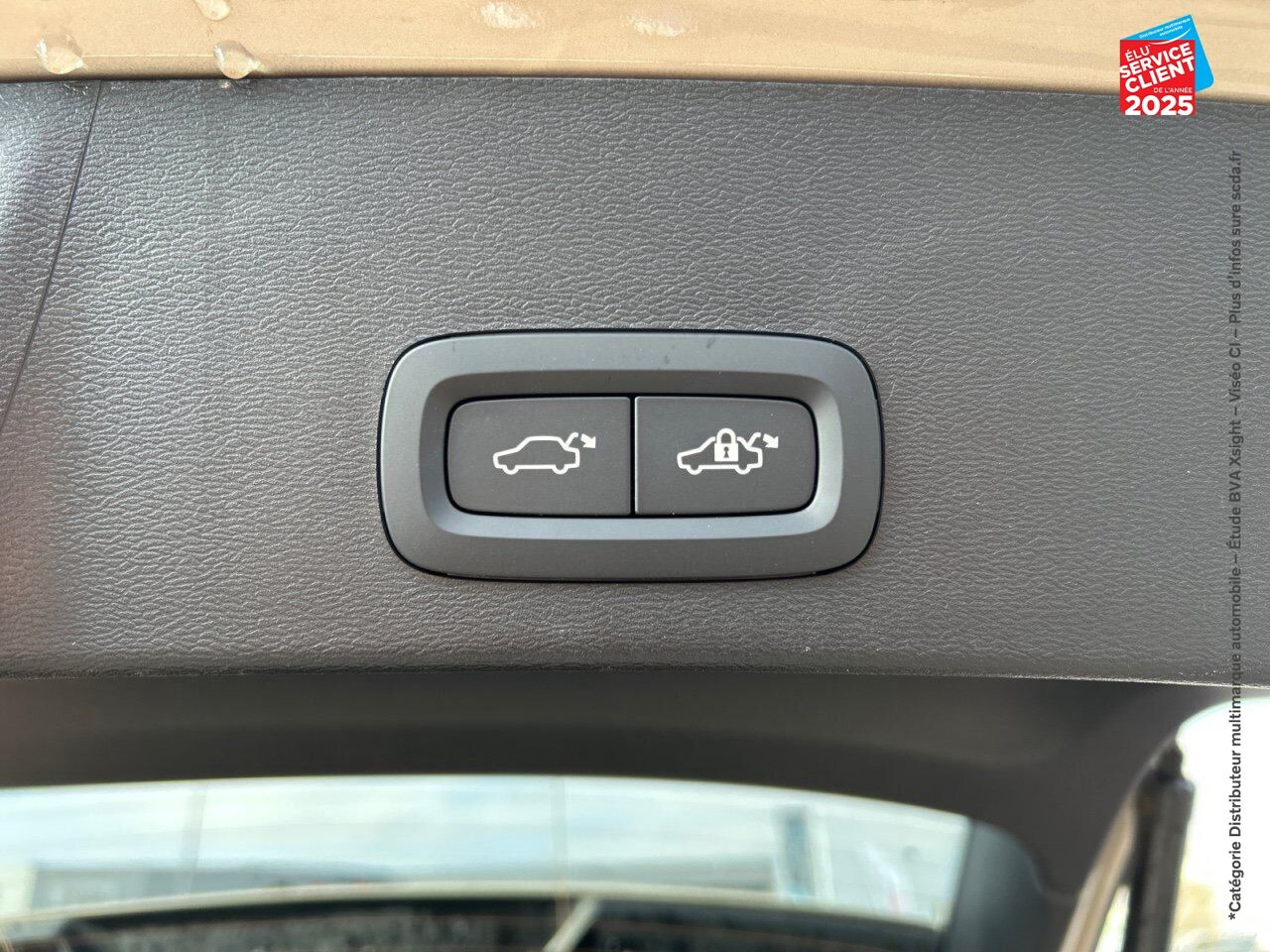 Véhicule neuf VOLVO XC40 B3 163CH PLUS DCT 7 chez Volvo Reims