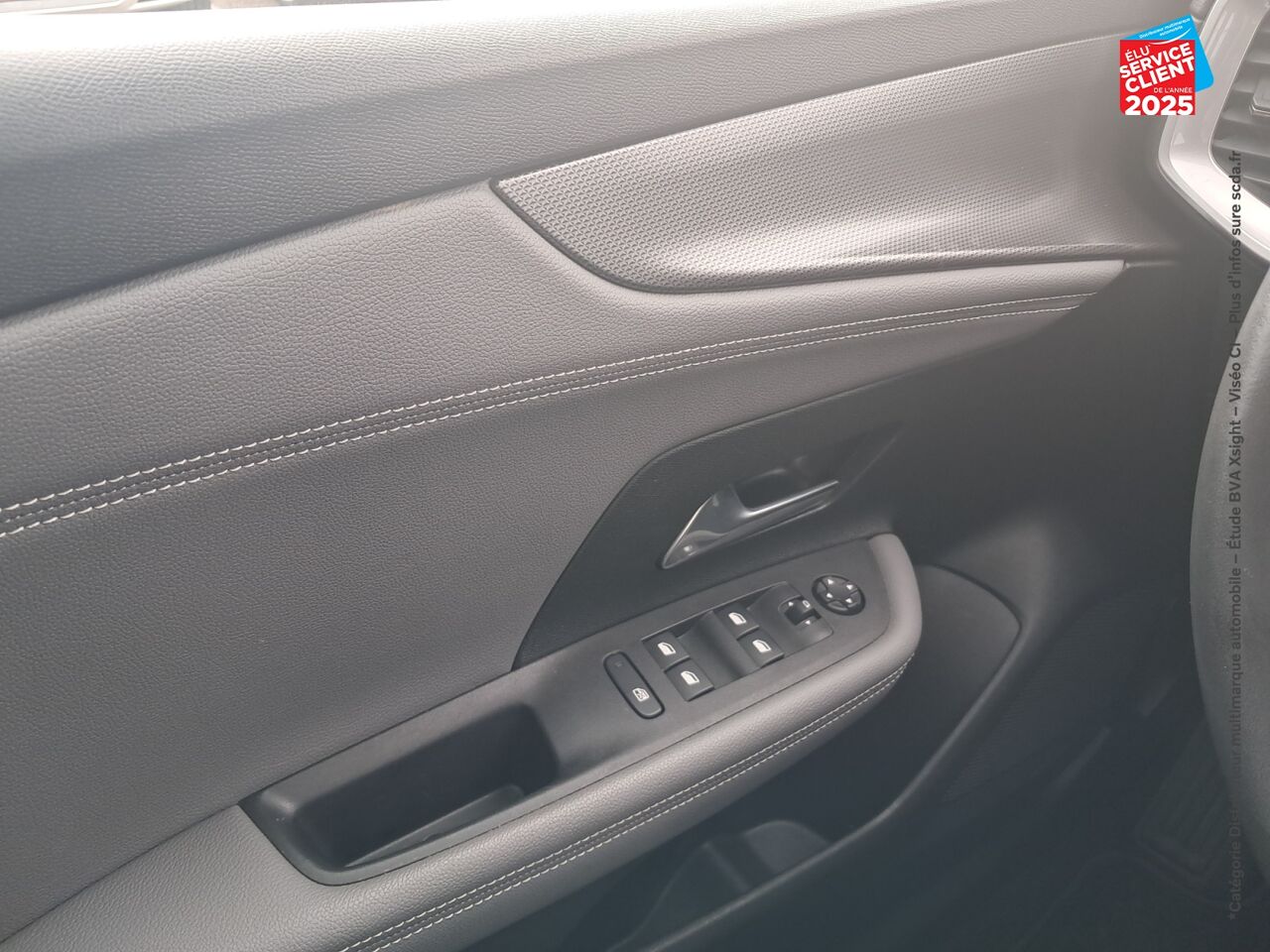 Véhicule d'occasion OPEL MOKKA SOCIETE MOKKA-E 136CH ELEGANCE BUSINESS CAMERA CARPLAY chez Opel Bar le Duc