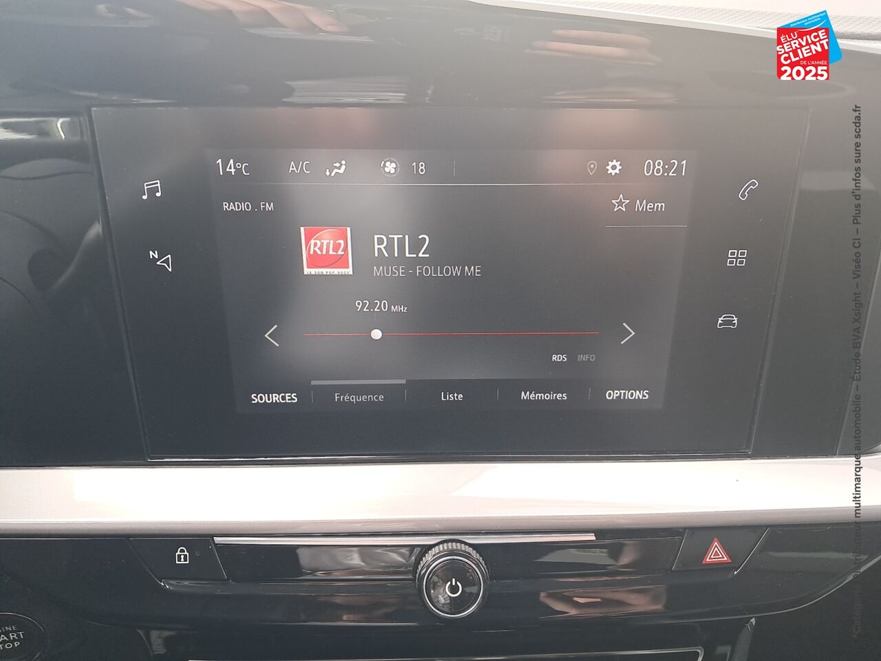 Véhicule d'occasion OPEL MOKKA SOCIETE MOKKA-E 136CH ELEGANCE BUSINESS CAMERA CARPLAY chez Opel Bar le Duc
