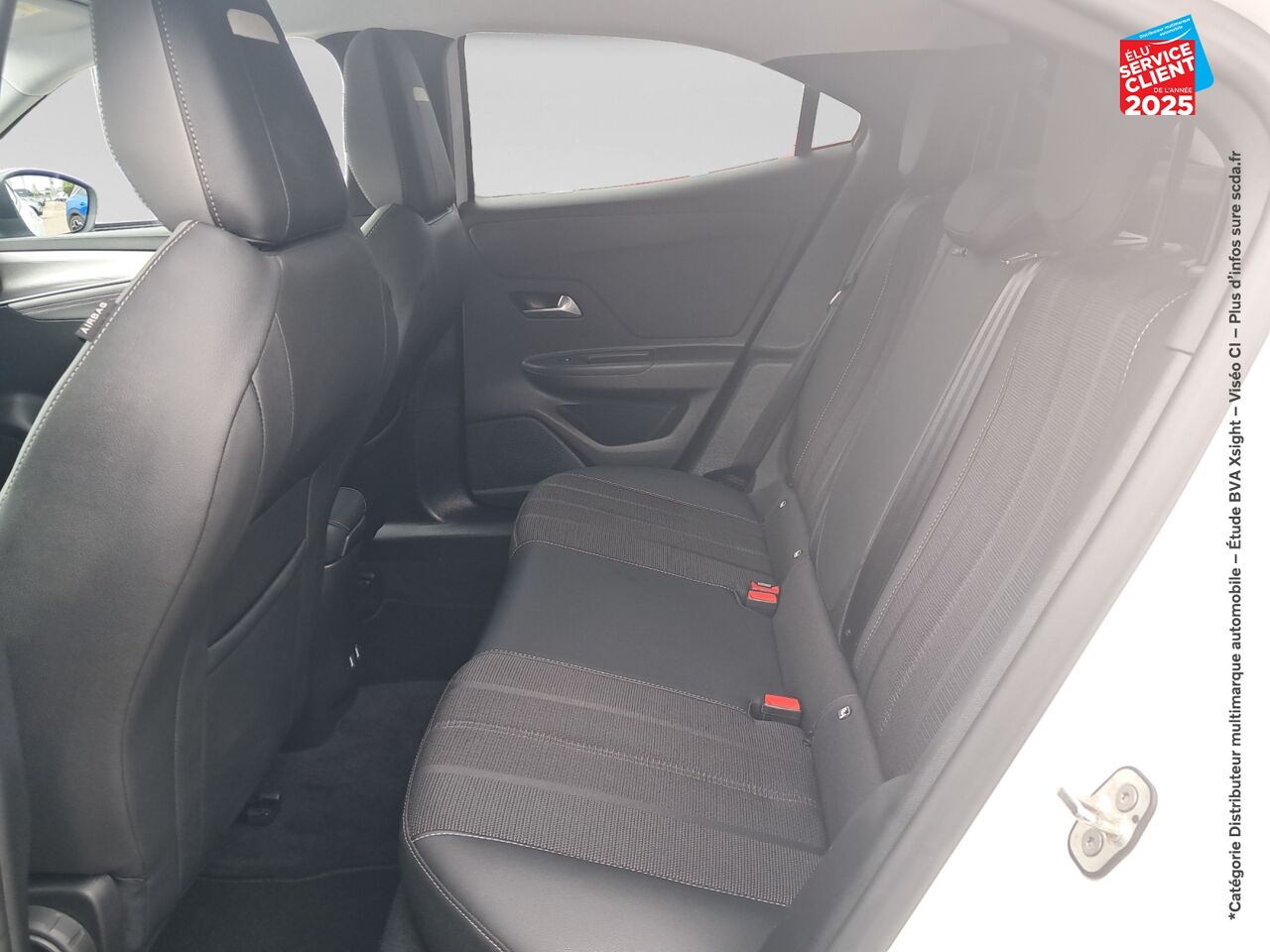 Véhicule d'occasion OPEL MOKKA SOCIETE MOKKA-E 136CH ELEGANCE BUSINESS CAMERA CARPLAY chez Opel Bar le Duc