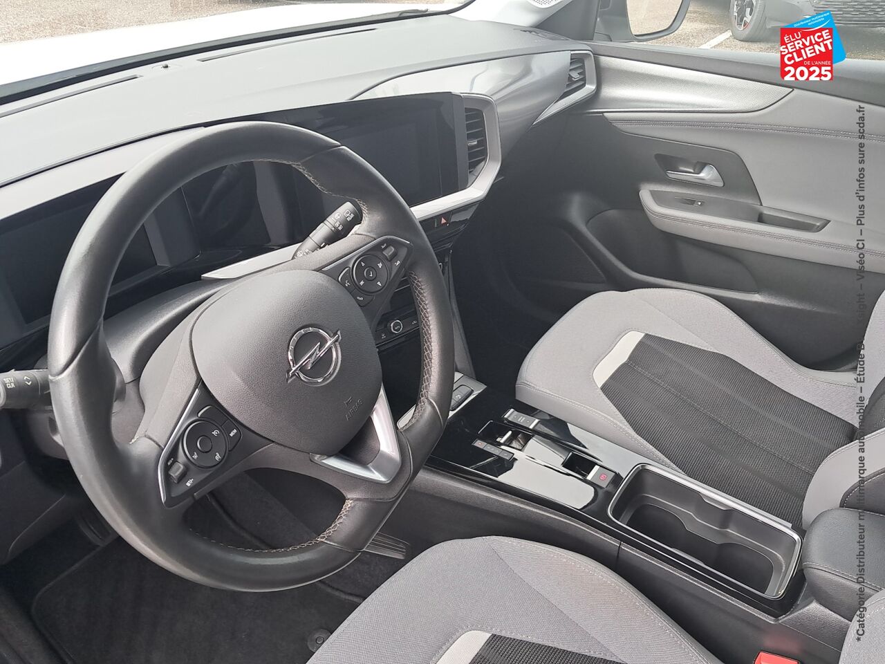 Véhicule d'occasion OPEL MOKKA SOCIETE MOKKA-E 136CH ELEGANCE BUSINESS CAMERA CARPLAY chez Opel Bar le Duc