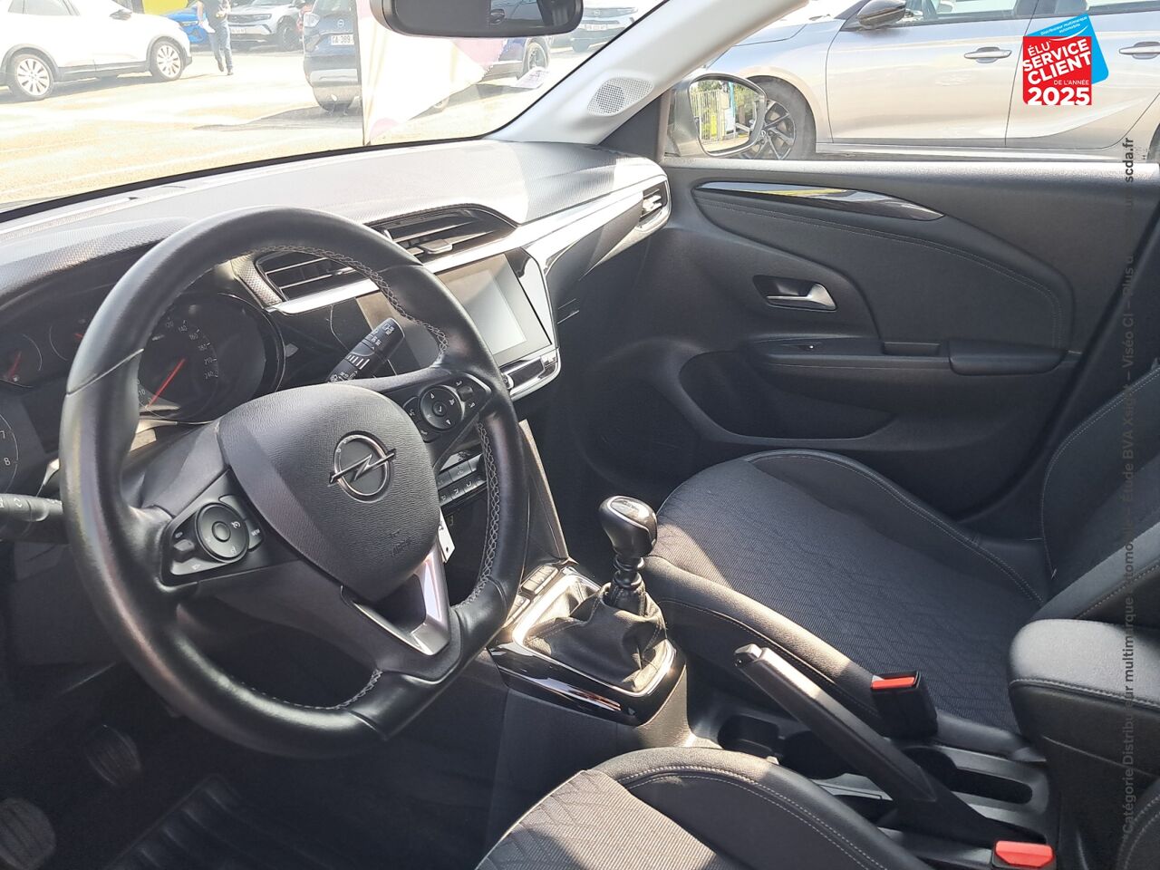 Véhicule d'occasion OPEL CORSA 1.2 TURBO 100CH ELEGANCE CAMERA CARPLAY chez Renault Sélestat