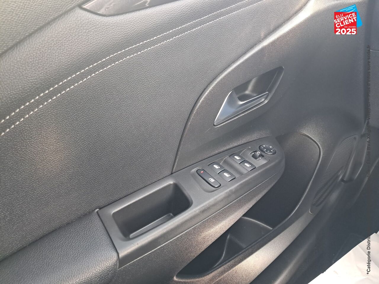 Véhicule d'occasion OPEL CORSA 1.2 TURBO 100CH ELEGANCE CAMERA CARPLAY chez Renault Sélestat