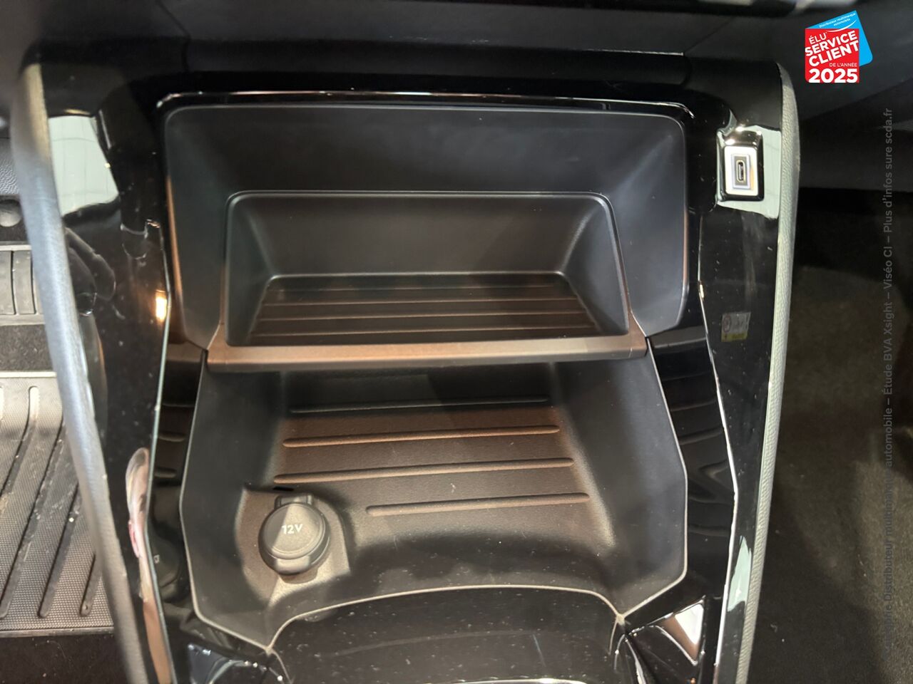 Véhicule neuf PEUGEOT 2008 1.2 HYBRID 136CH STYLE E-DCS6 chez Peugeot Reims