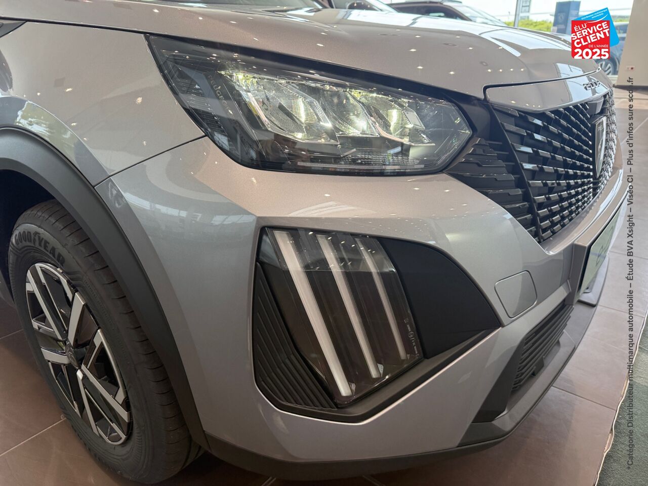 Véhicule neuf PEUGEOT 2008 1.2 HYBRID 136CH STYLE E-DCS6 chez Peugeot Reims