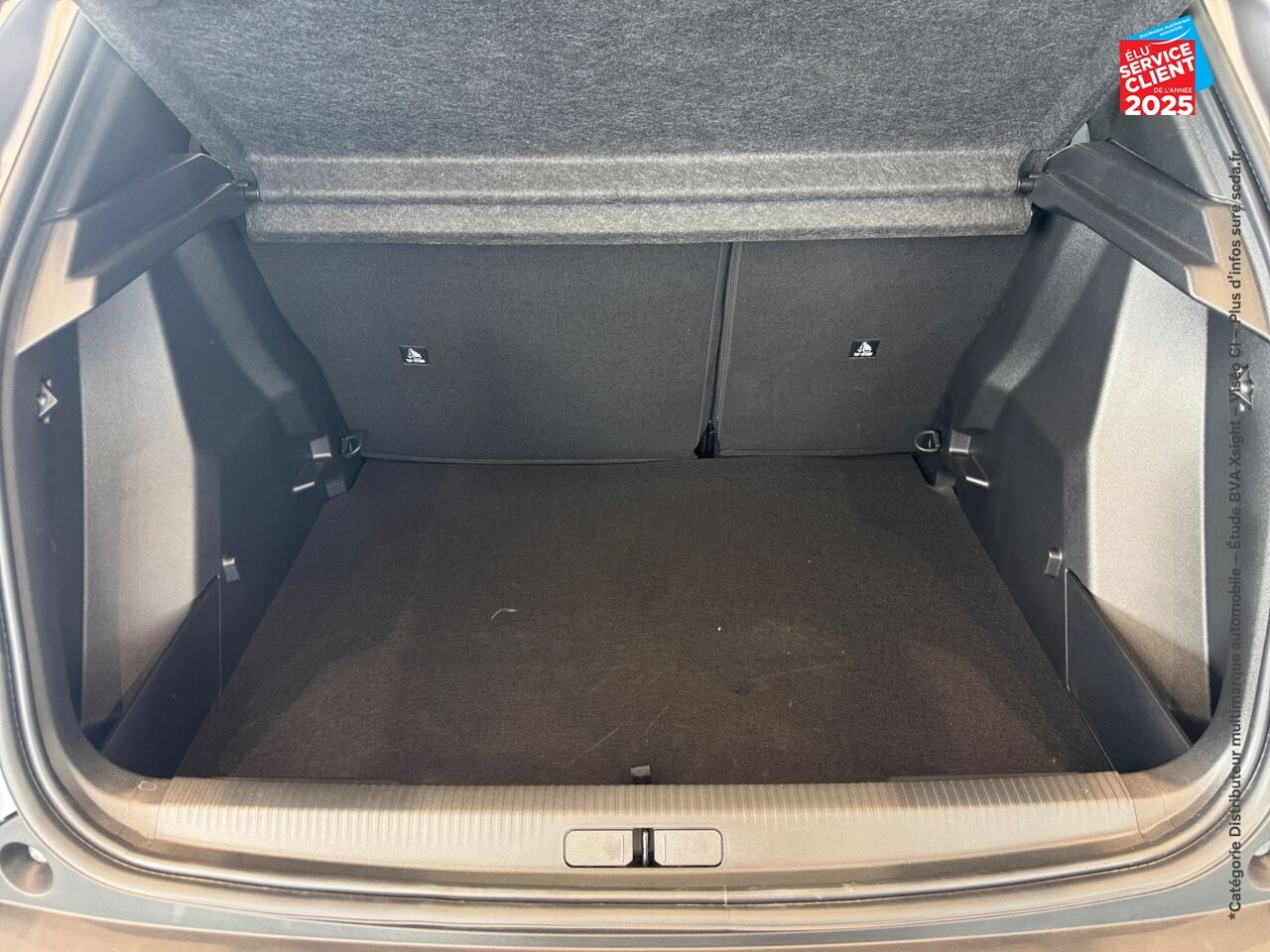 Véhicule neuf PEUGEOT 2008 1.2 HYBRID 136CH STYLE E-DCS6 chez Peugeot Reims
