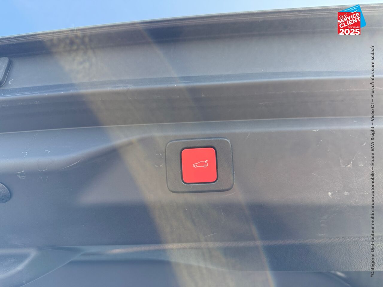 Véhicule d'occasion PEUGEOT 3008 ELECTRIQUE 210CH BATTERIE 73 KWH GT chez Toyota Bar le Duc