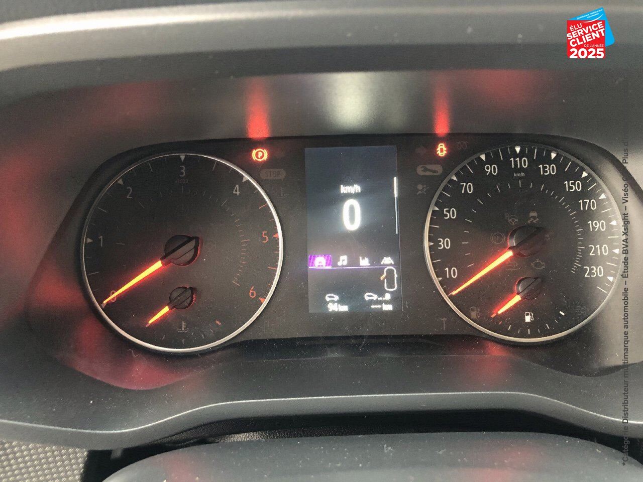 Véhicule d'occasion RENAULT TRAFIC FG L1H1 3T 2.0 BLUE DCI 150CH GRAND CONFORT EDC E6E + FRIGORIFIQUE chez Opel Bar le Duc