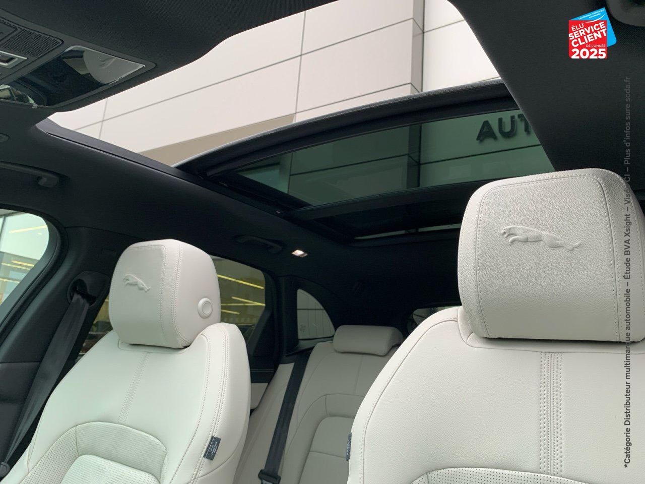 Véhicule d'occasion JAGUAR F-PACE P400E PLUG-IN-HYBRID R-DYNAMIC SE BVA8 AWD chez Toyota Thionville
