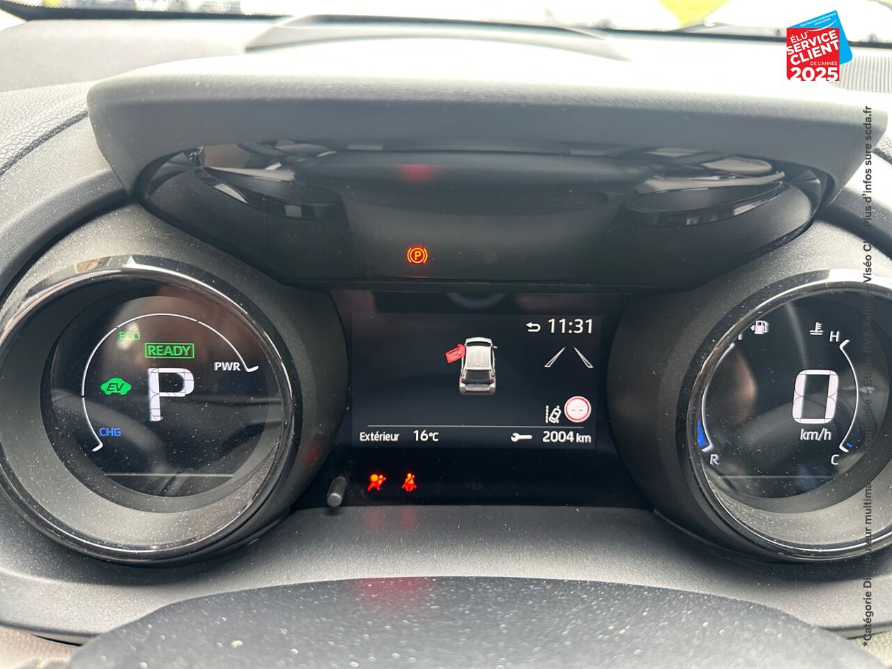 Véhicule d'occasion TOYOTA YARIS 116H ICONIC 5P TPANO GPS chez Hyundai Epernay