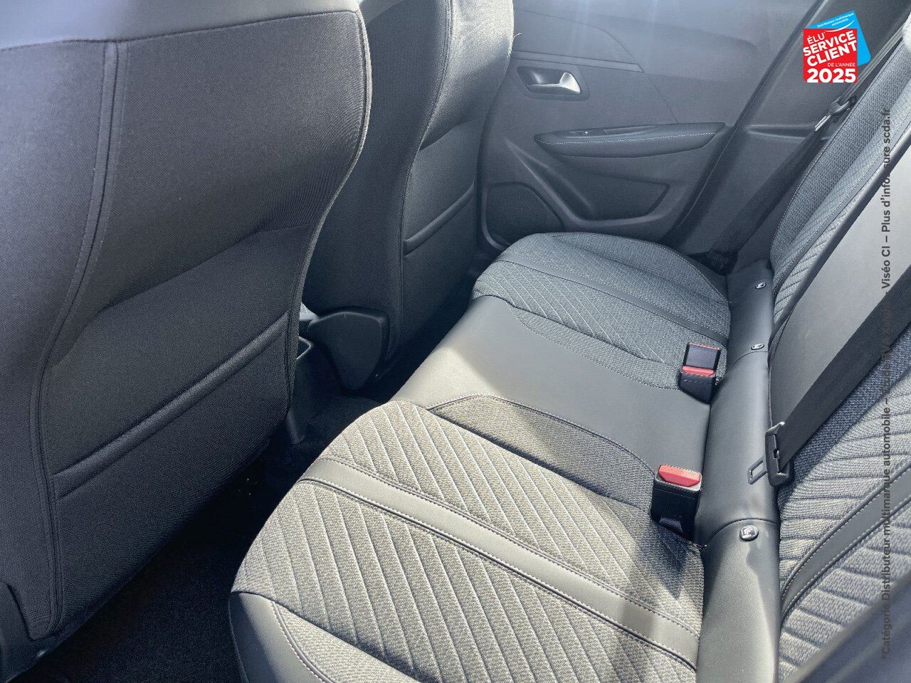 Véhicule neuf PEUGEOT 208 1.2 100CH SS STYLE chez Peugeot Sedan