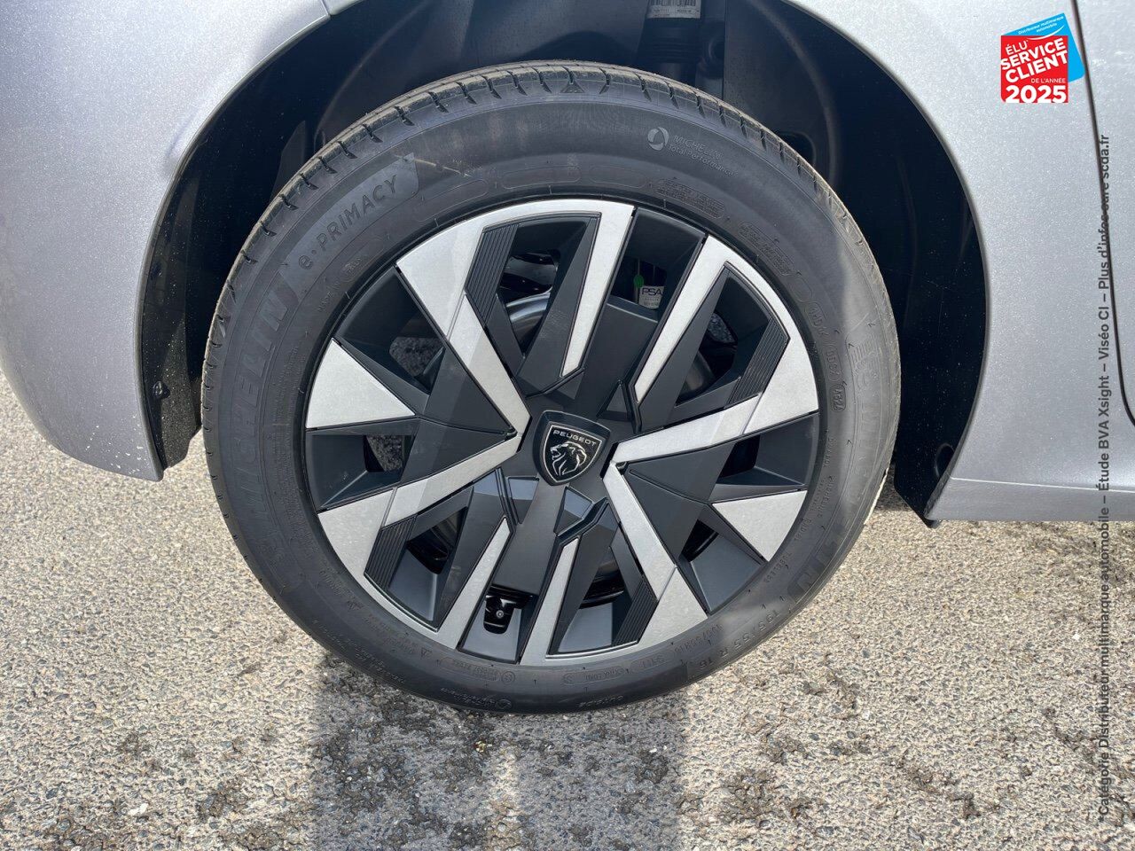 Véhicule neuf PEUGEOT 208 1.2 100CH SS STYLE chez Peugeot Sedan