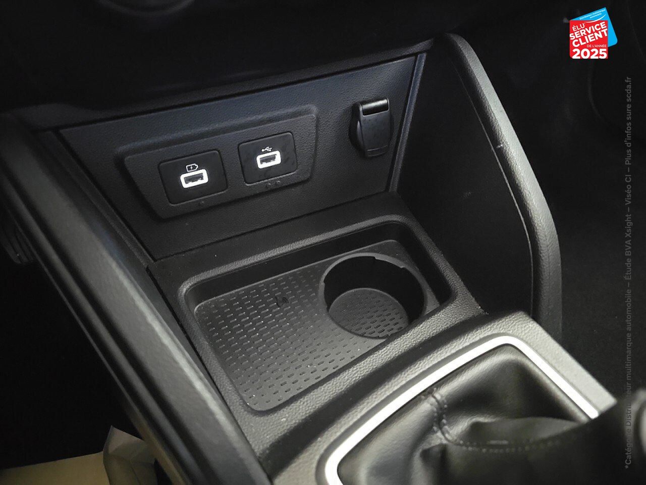 Véhicule d'occasion DACIA DUSTER 1.0 ECO-G 100CH JOURNEY 4X2 GPS CAMERA chez Renault Colmar