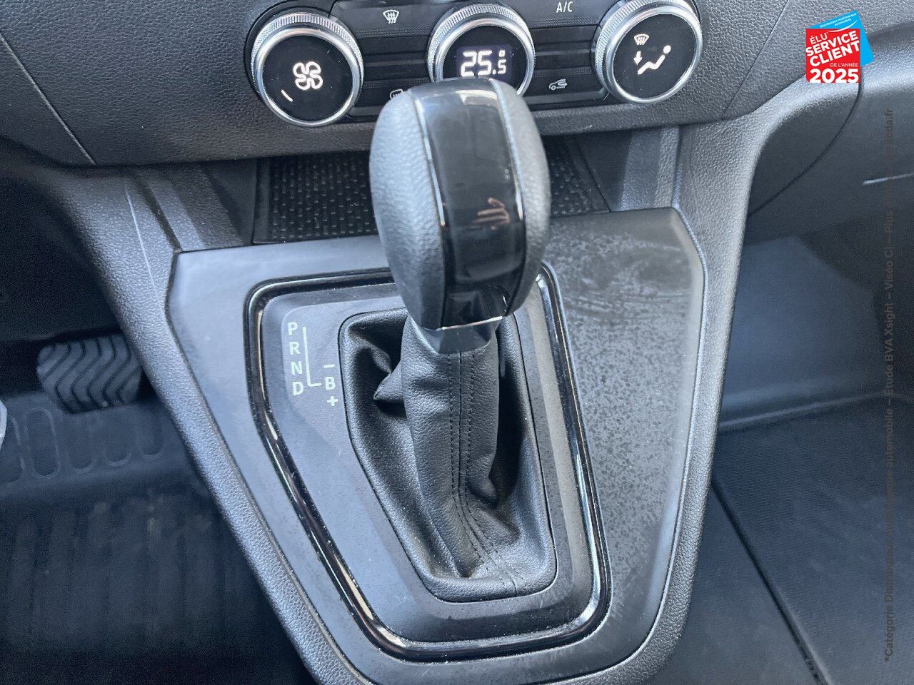 Véhicule d'occasion RENAULT KANGOO VAN L1 E-TECH EV45 DC 80KW GRAND CONFORT PLANCHER CABINE chez Hyundai Epernay