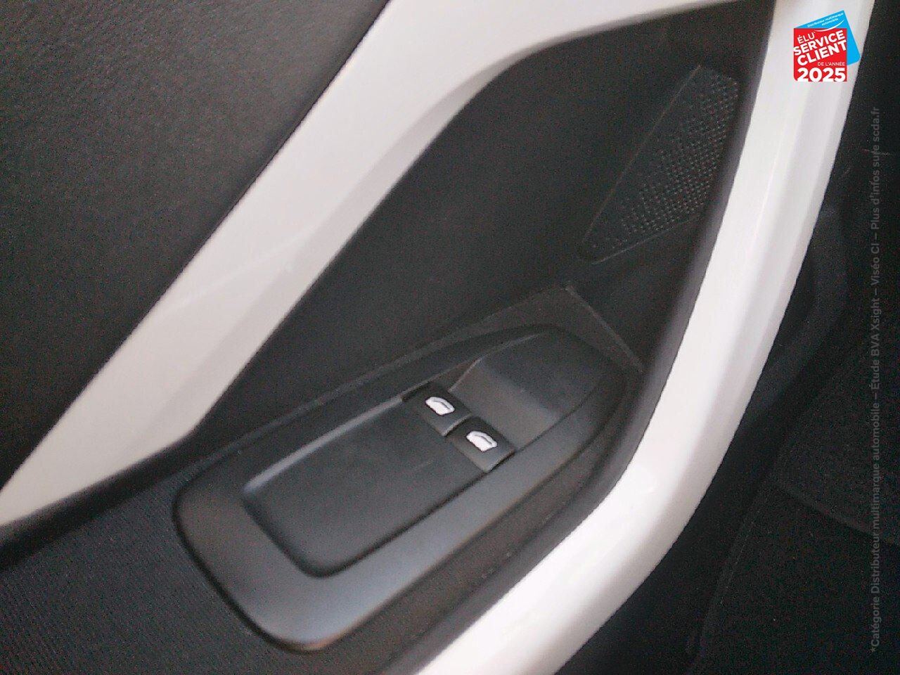 Véhicule d'occasion PEUGEOT 208 1.2 PURETECH 68CH LIKE 5P chez Toyota Thionville