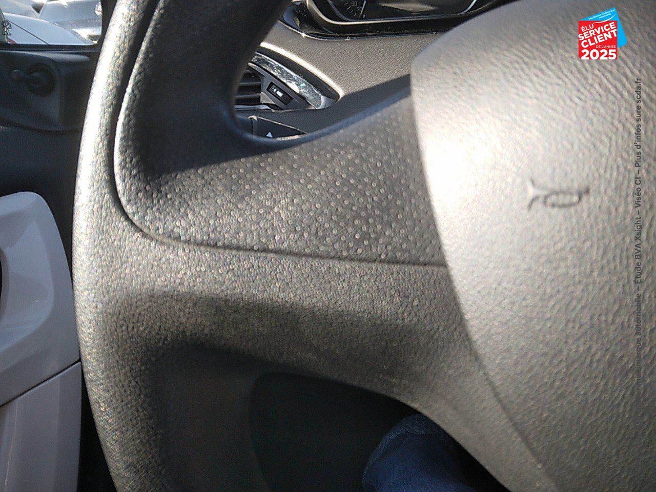 Véhicule d'occasion PEUGEOT 208 1.2 PURETECH 68CH LIKE 5P chez Toyota Thionville
