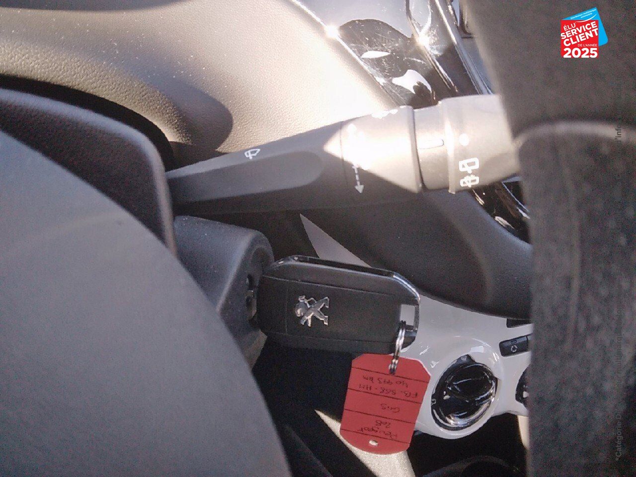 Véhicule d'occasion PEUGEOT 208 1.2 PURETECH 68CH LIKE 5P chez Toyota Thionville