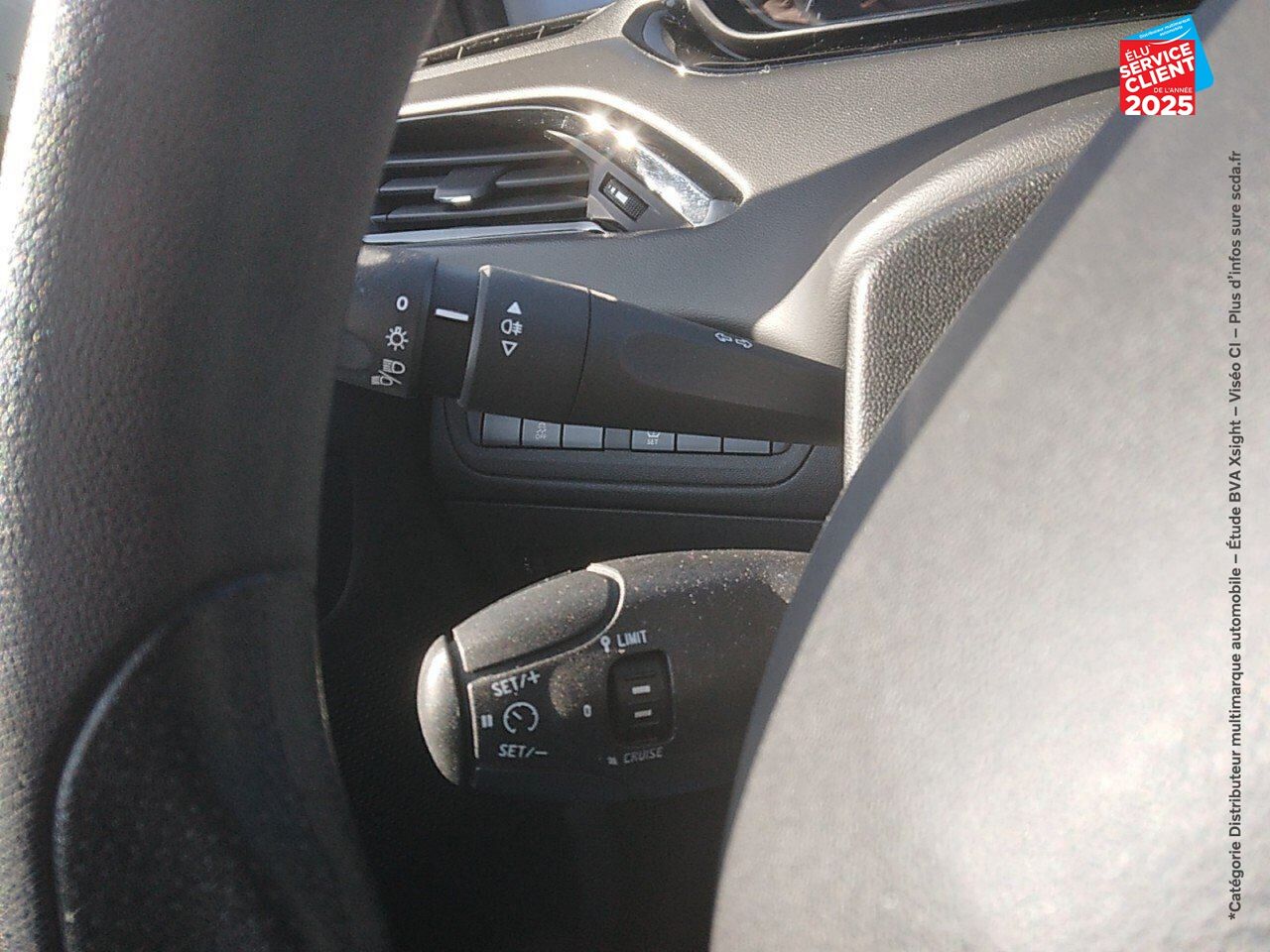 Véhicule d'occasion PEUGEOT 208 1.2 PURETECH 68CH LIKE 5P chez Toyota Thionville