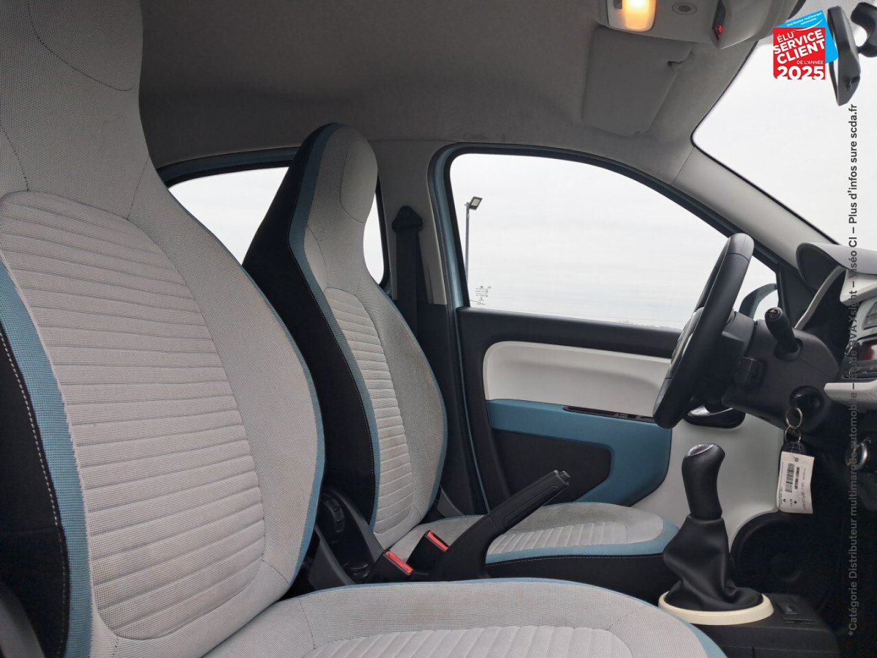 Véhicule d'occasion RENAULT TWINGO 1.0 SCE 70CH STOP/START ZEN ECO chez Primocar