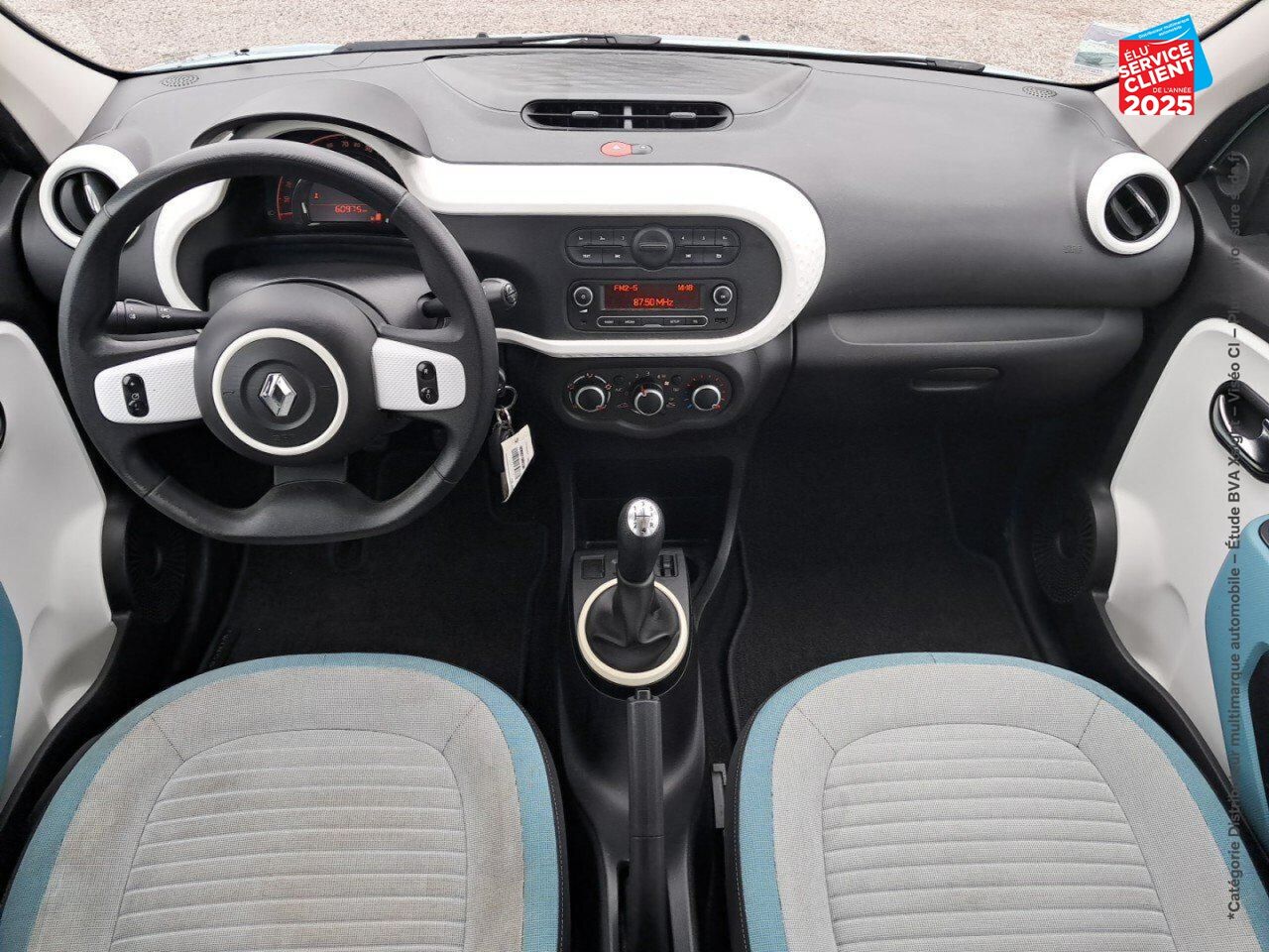 Véhicule d'occasion RENAULT TWINGO 1.0 SCE 70CH STOP/START ZEN ECO chez Primocar