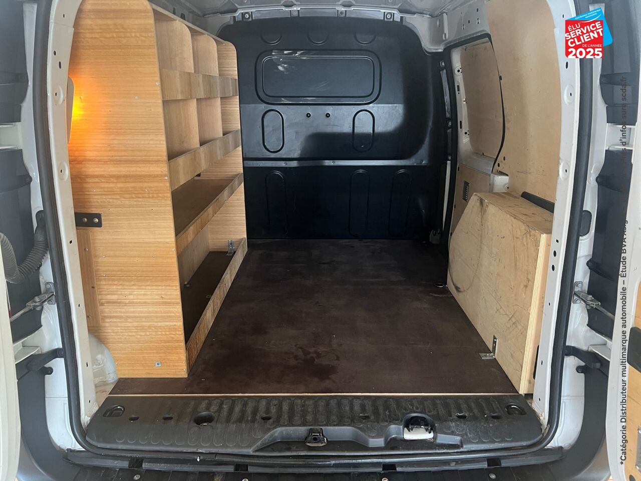 Véhicule d'occasion RENAULT KANGOO EXPRESS 1.5 BLUE DCI 80CH GRAND CONFORT chez Opel Verdun