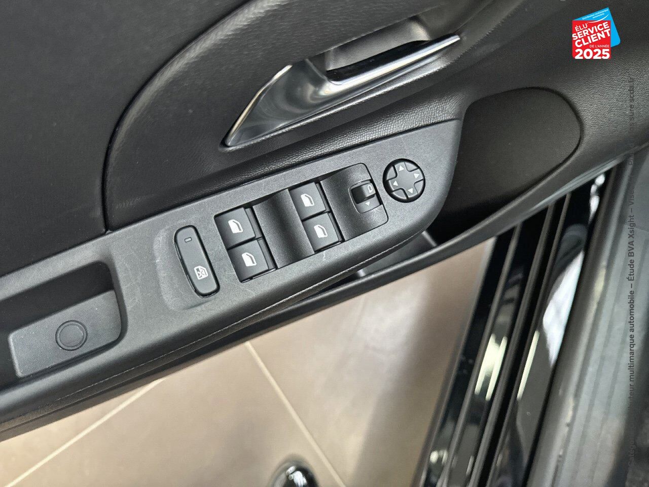 Véhicule d'occasion OPEL CORSA ELECTRIC 136CH chez Renault Colmar