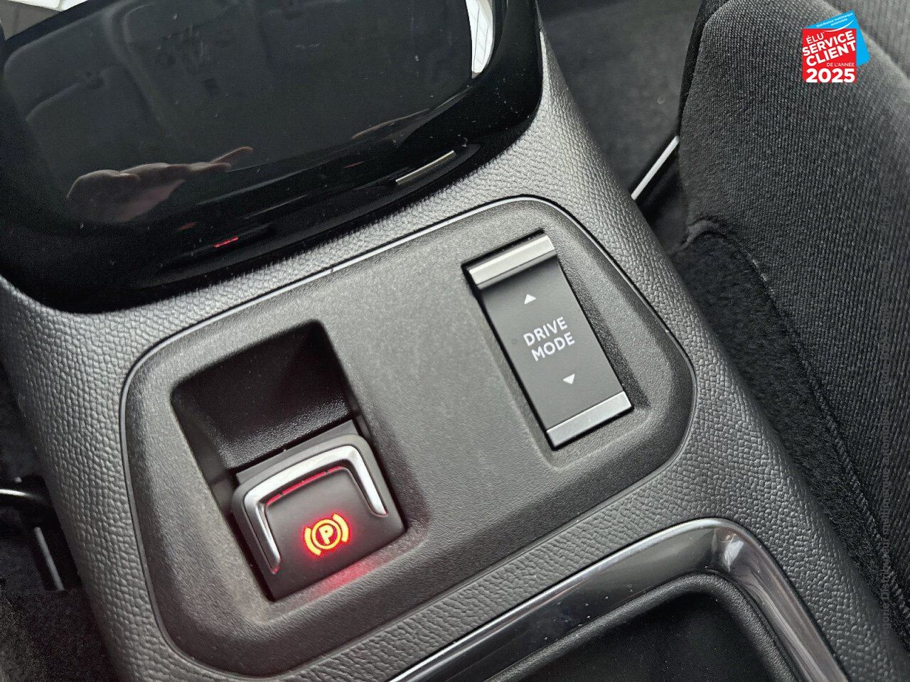 Véhicule d'occasion OPEL CORSA ELECTRIC 136CH chez Renault Colmar