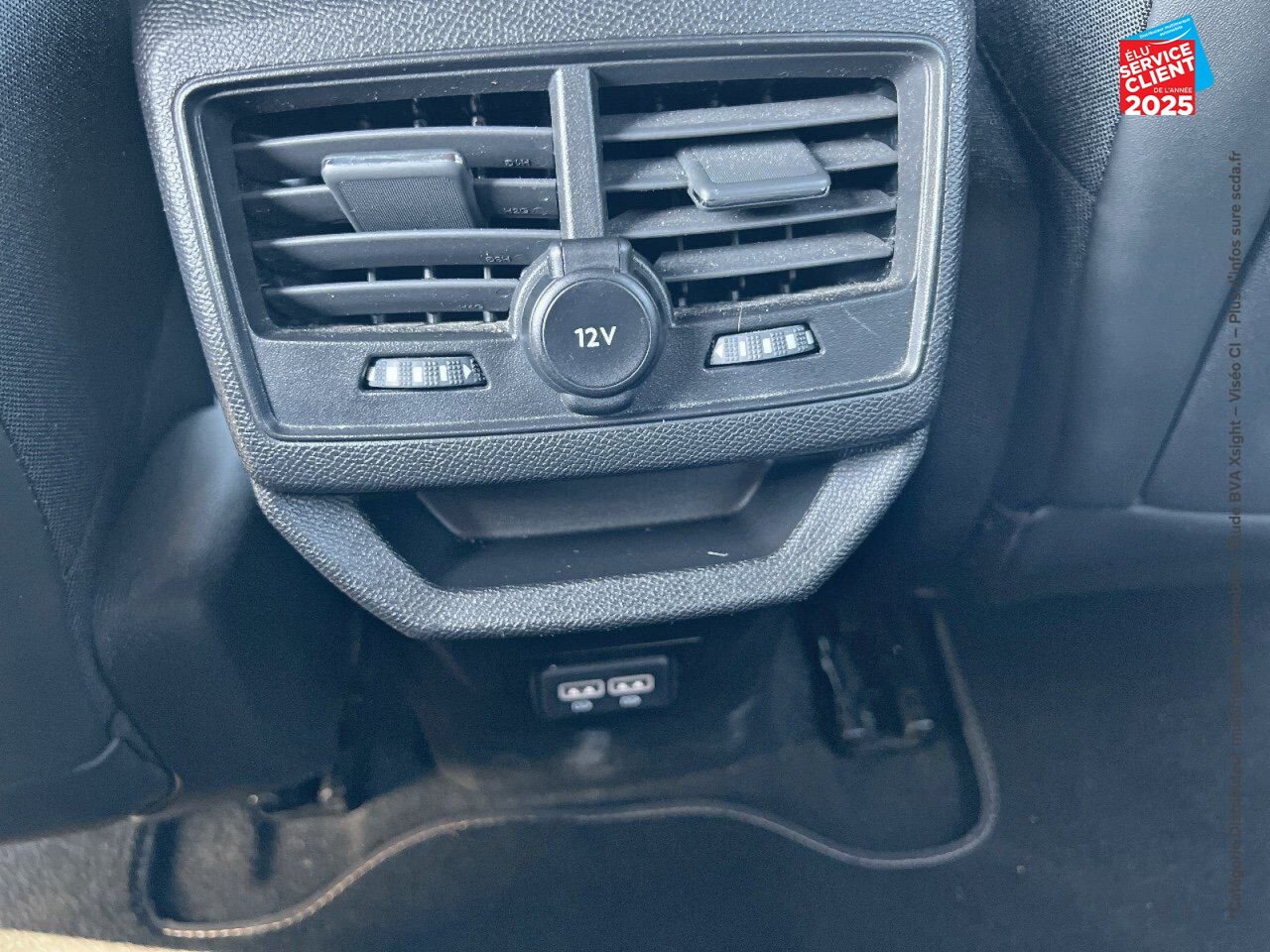 Véhicule d'occasion PEUGEOT 3008 HYBRID 225CH GT PACK E-EAT8 SIEGES CHAUF CAMERA CARPLAY chez Dacia Strasbourg
