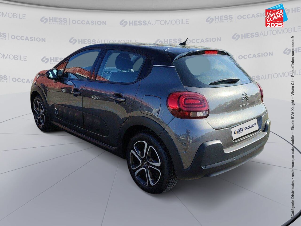 Véhicule d'occasion CITROEN C3 PURETECH 110CH SHINE S/S CAMERA chez BMW Lons le Saunier