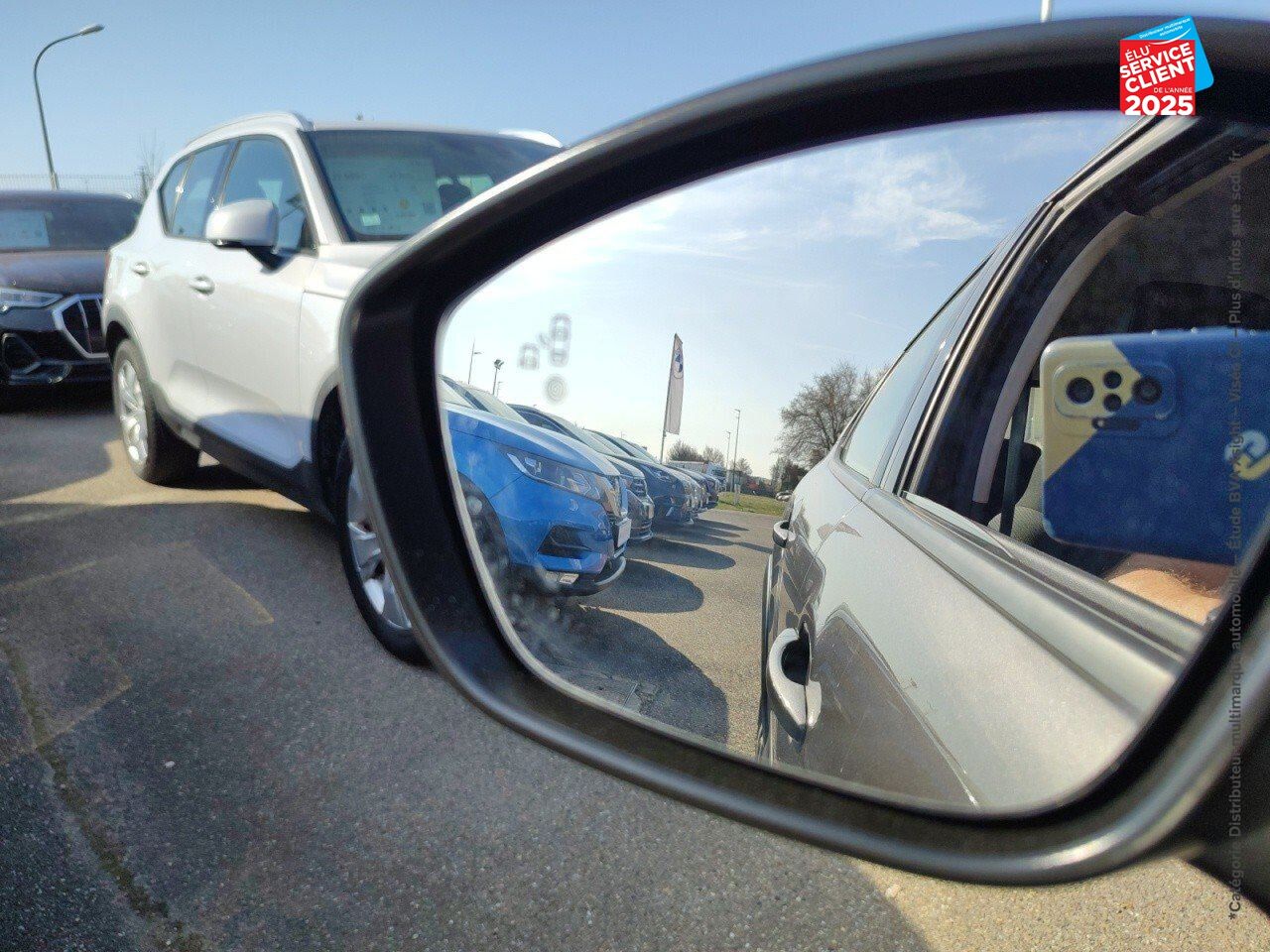 Véhicule d'occasion CITROEN C3 PURETECH 110CH SHINE S/S CAMERA chez BMW Lons le Saunier