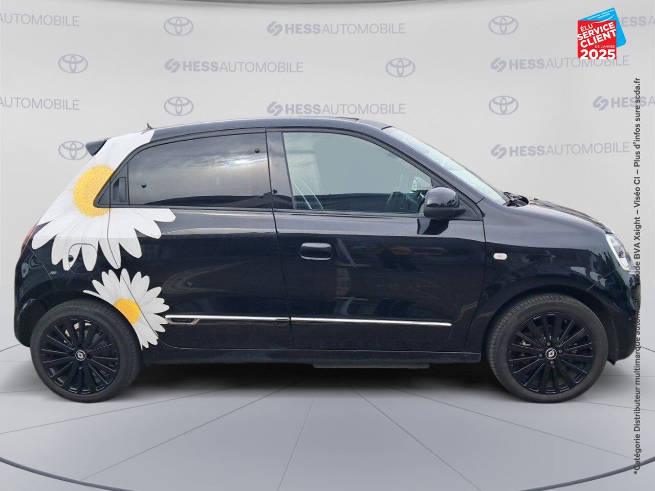 Véhicule d'occasion RENAULT TWINGO E-TECH ELECTRIC URBAN NIGHT R80 ACHAT INTEGRAL TOUVRANT GPS chez Hyundai Reims