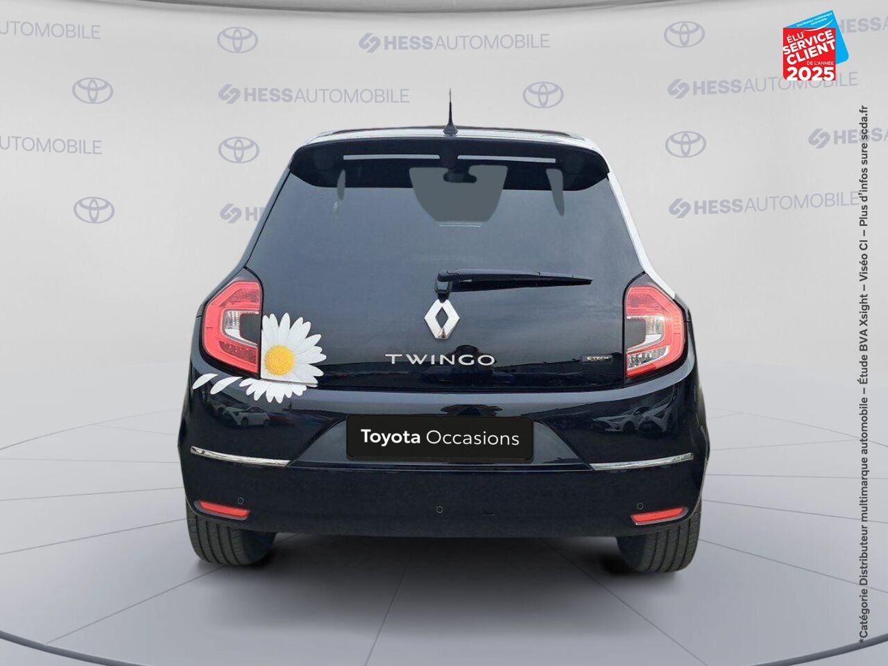 Véhicule d'occasion RENAULT TWINGO E-TECH ELECTRIC URBAN NIGHT R80 ACHAT INTEGRAL TOUVRANT GPS chez Hyundai Reims