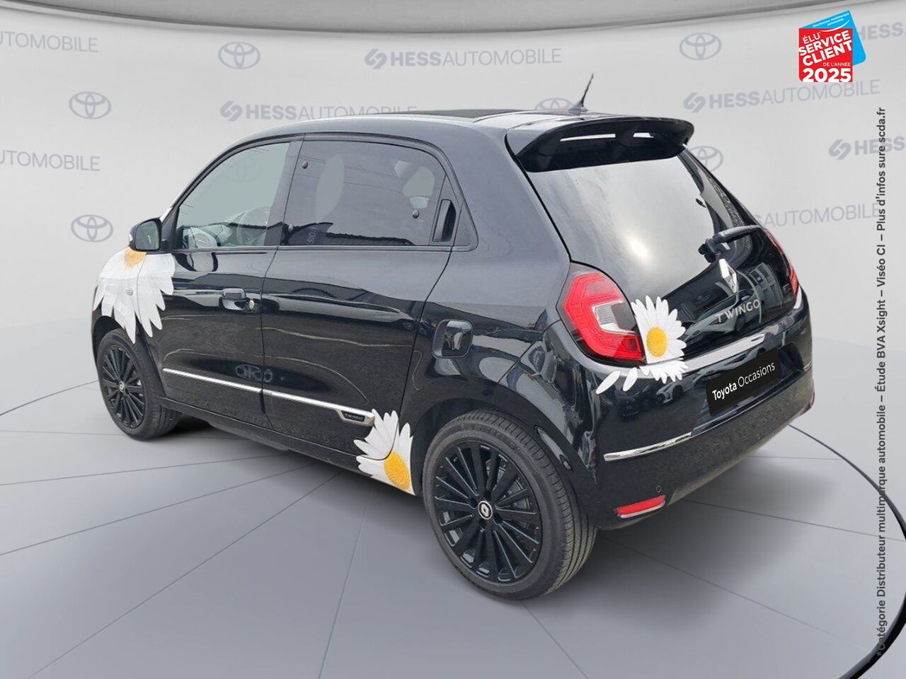 Véhicule d'occasion RENAULT TWINGO E-TECH ELECTRIC URBAN NIGHT R80 ACHAT INTEGRAL TOUVRANT GPS chez Hyundai Reims