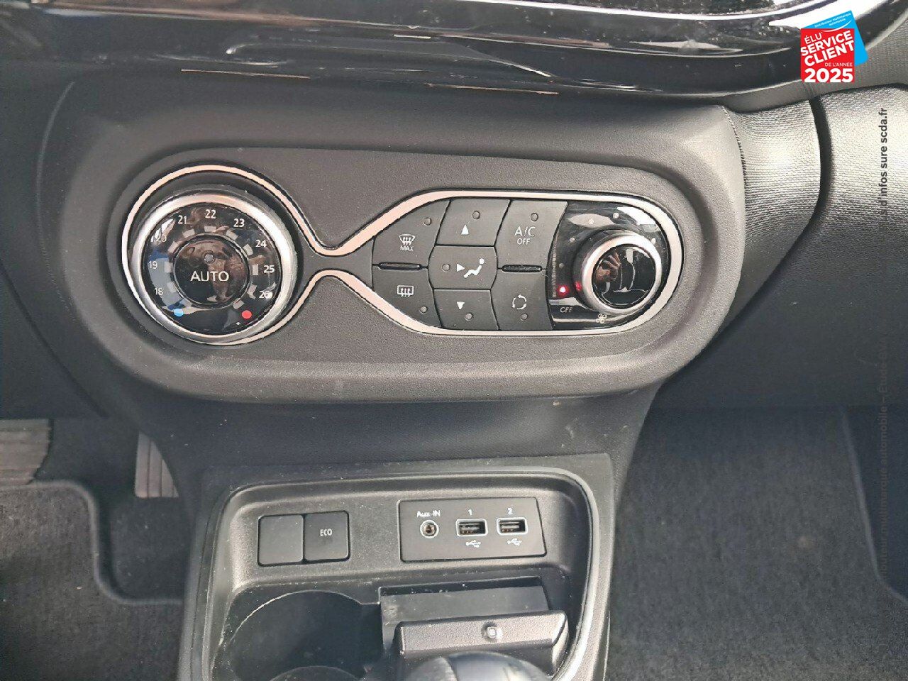 Véhicule d'occasion RENAULT TWINGO E-TECH ELECTRIC URBAN NIGHT R80 ACHAT INTEGRAL TOUVRANT GPS chez Hyundai Reims