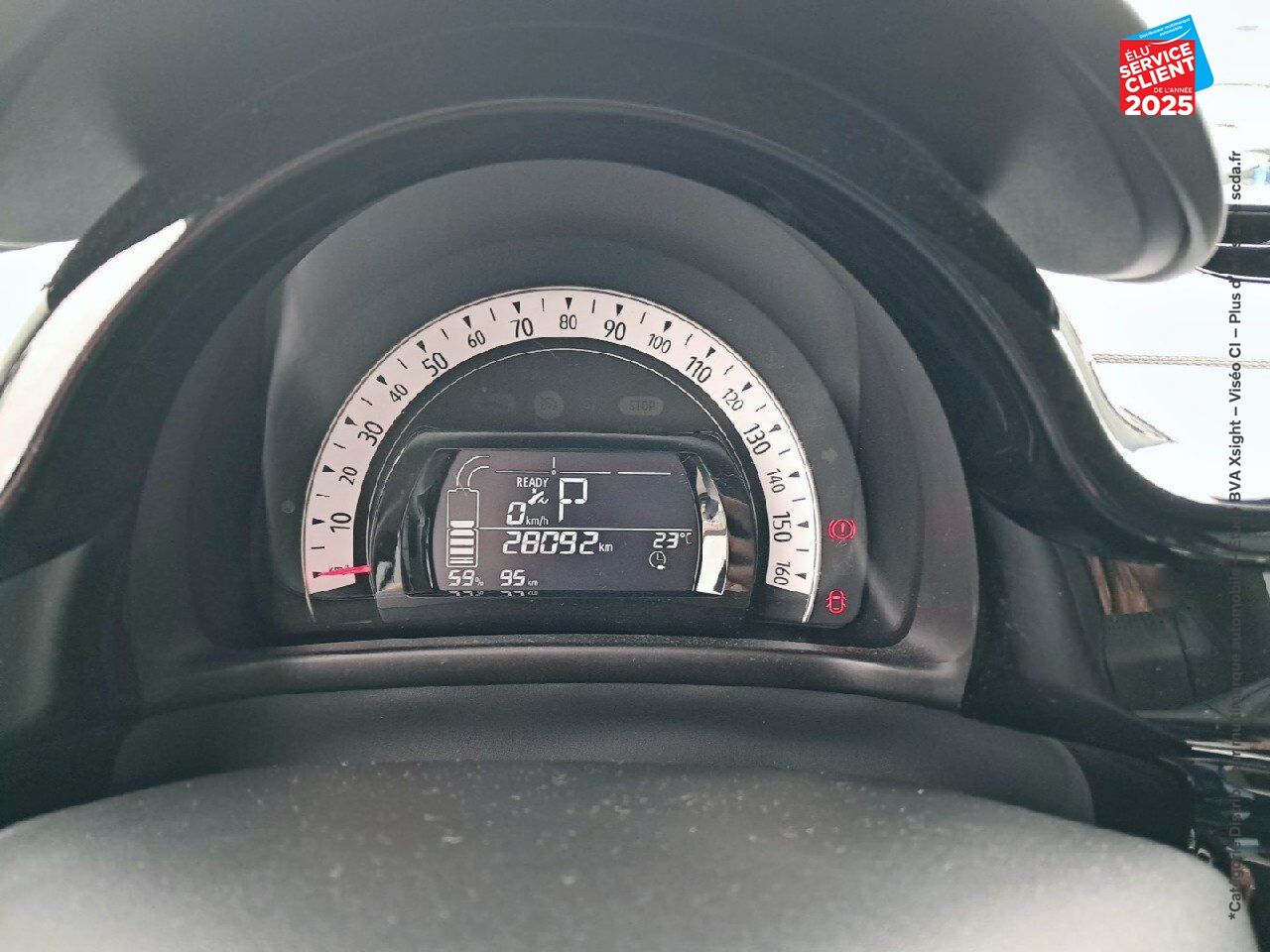 Véhicule d'occasion RENAULT TWINGO E-TECH ELECTRIC URBAN NIGHT R80 ACHAT INTEGRAL TOUVRANT GPS chez Hyundai Reims