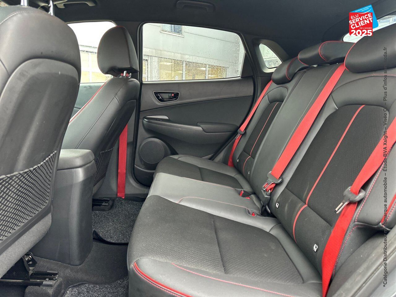 Véhicule d'occasion HYUNDAI KONA 1.6 GDI 141CH HYBRID CREATIVE DCT-6 CAMERA CARPLAY HUD chez Hyundai Reims