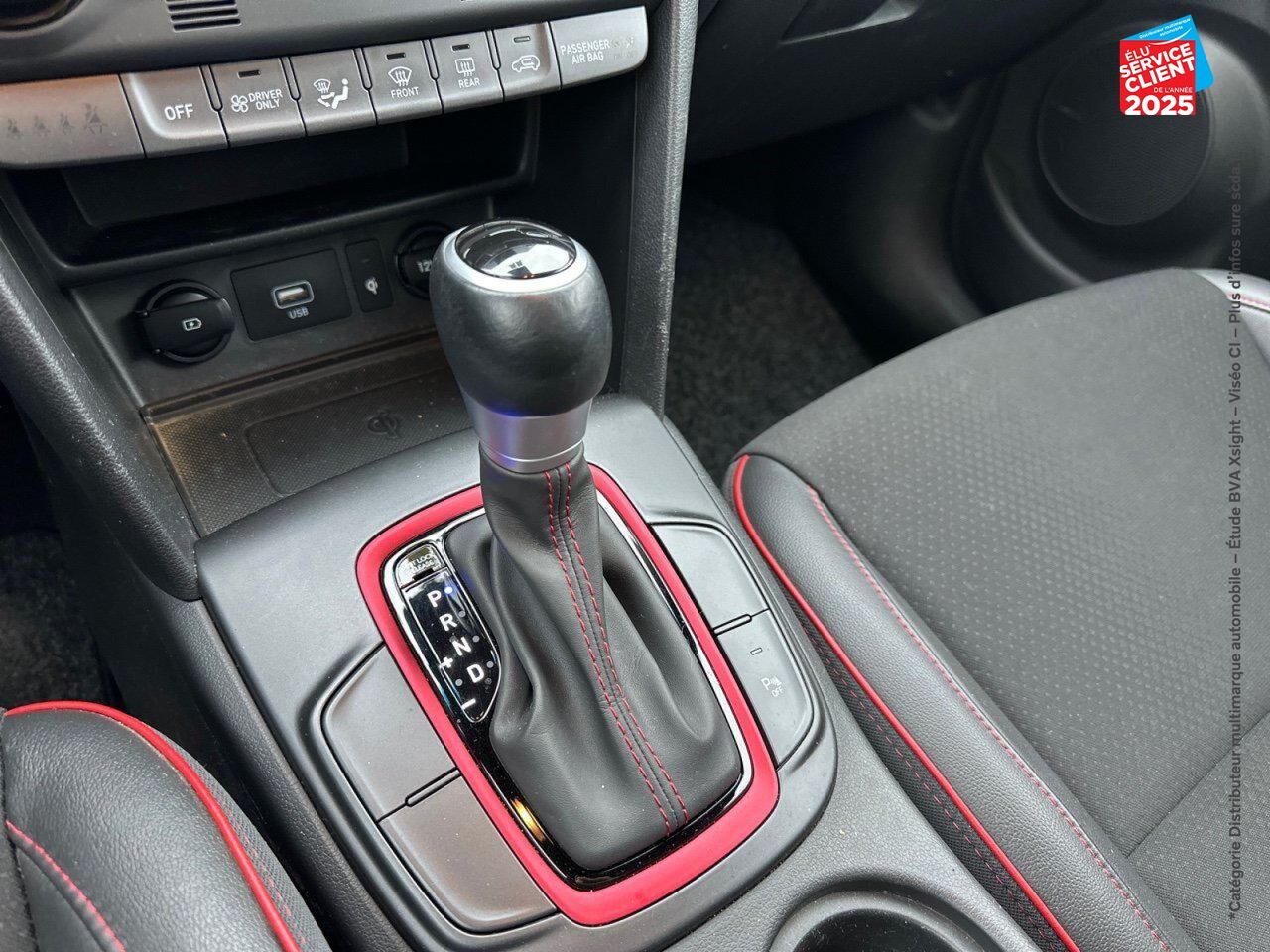 Véhicule d'occasion HYUNDAI KONA 1.6 GDI 141CH HYBRID CREATIVE DCT-6 CAMERA CARPLAY HUD chez Hyundai Reims