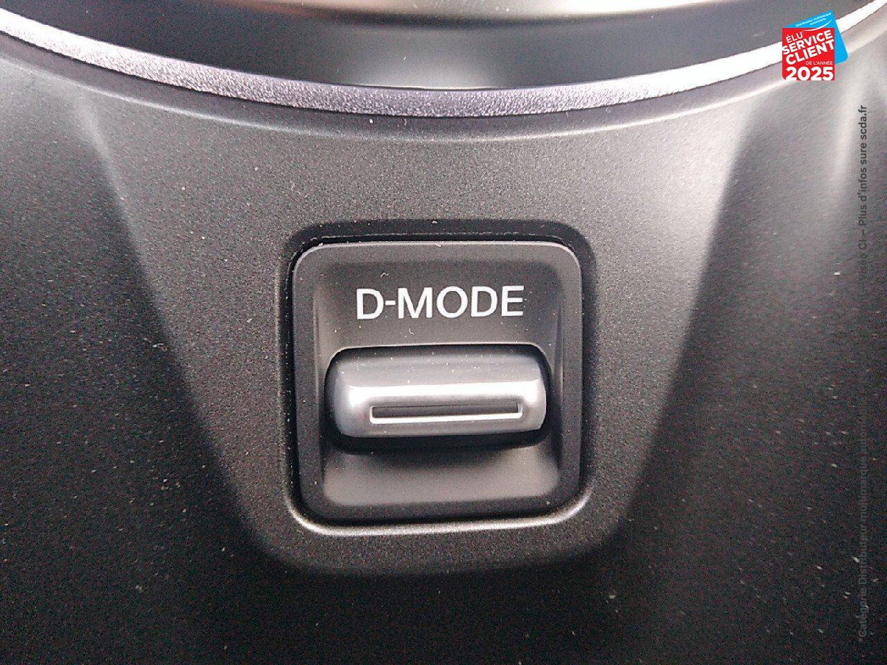 Véhicule d'occasion NISSAN JUKE 1.6 HYBRID 143CH N-CONNECTA 2024 chez Nissan Juke occasion