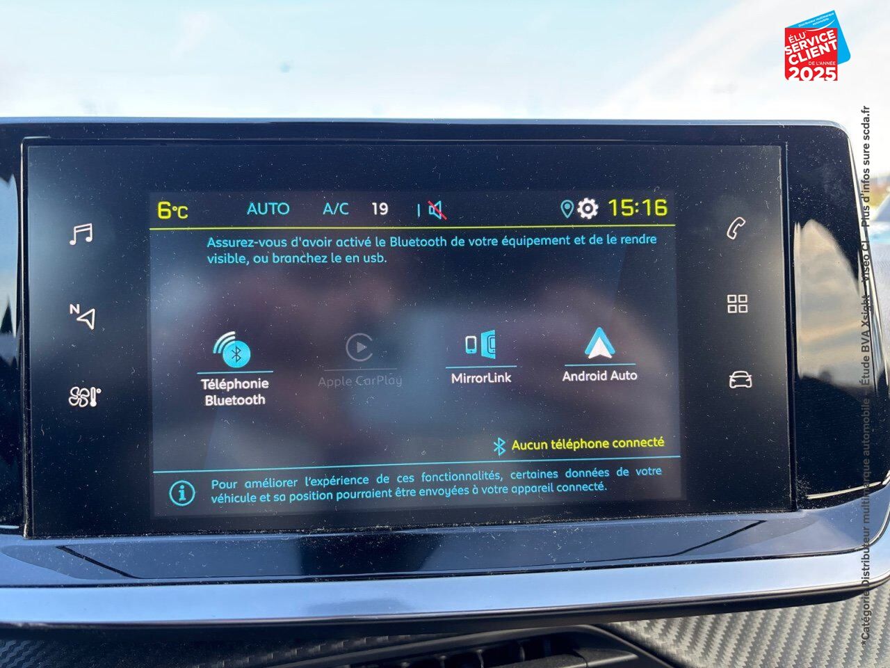 Véhicule d'occasion PEUGEOT 2008 E-136CH ALLURE CAMERA CARPLAY chez Opel Besançon