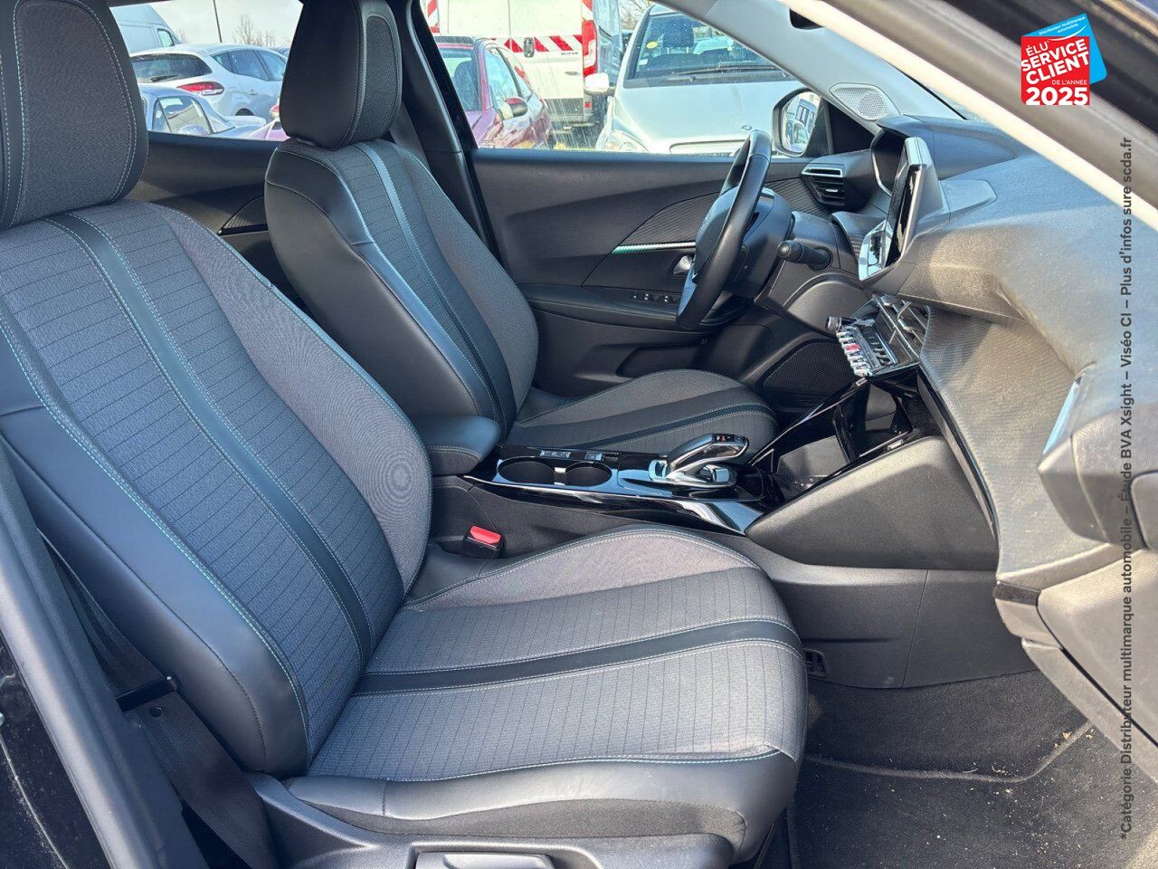Véhicule d'occasion PEUGEOT 2008 E-136CH ALLURE CAMERA CARPLAY chez Opel Besançon