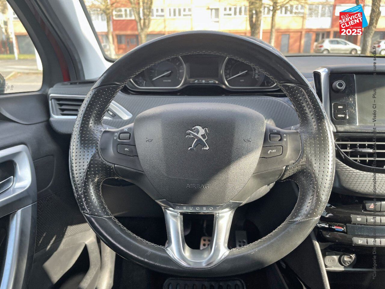 Véhicule d'occasion PEUGEOT 2008 1.2 PURETECH 110CH CROSSWAY SS chez Peugeot Sedan