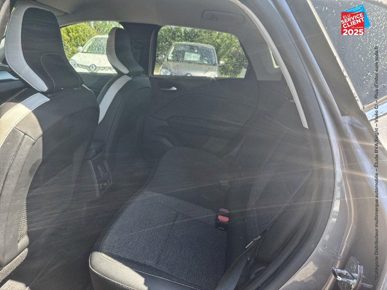 Véhicule d'occasion RENAULT CAPTUR 1.0 TCE 100CH INTENS GPL - 20 CAMERA chez Toyota Thionville