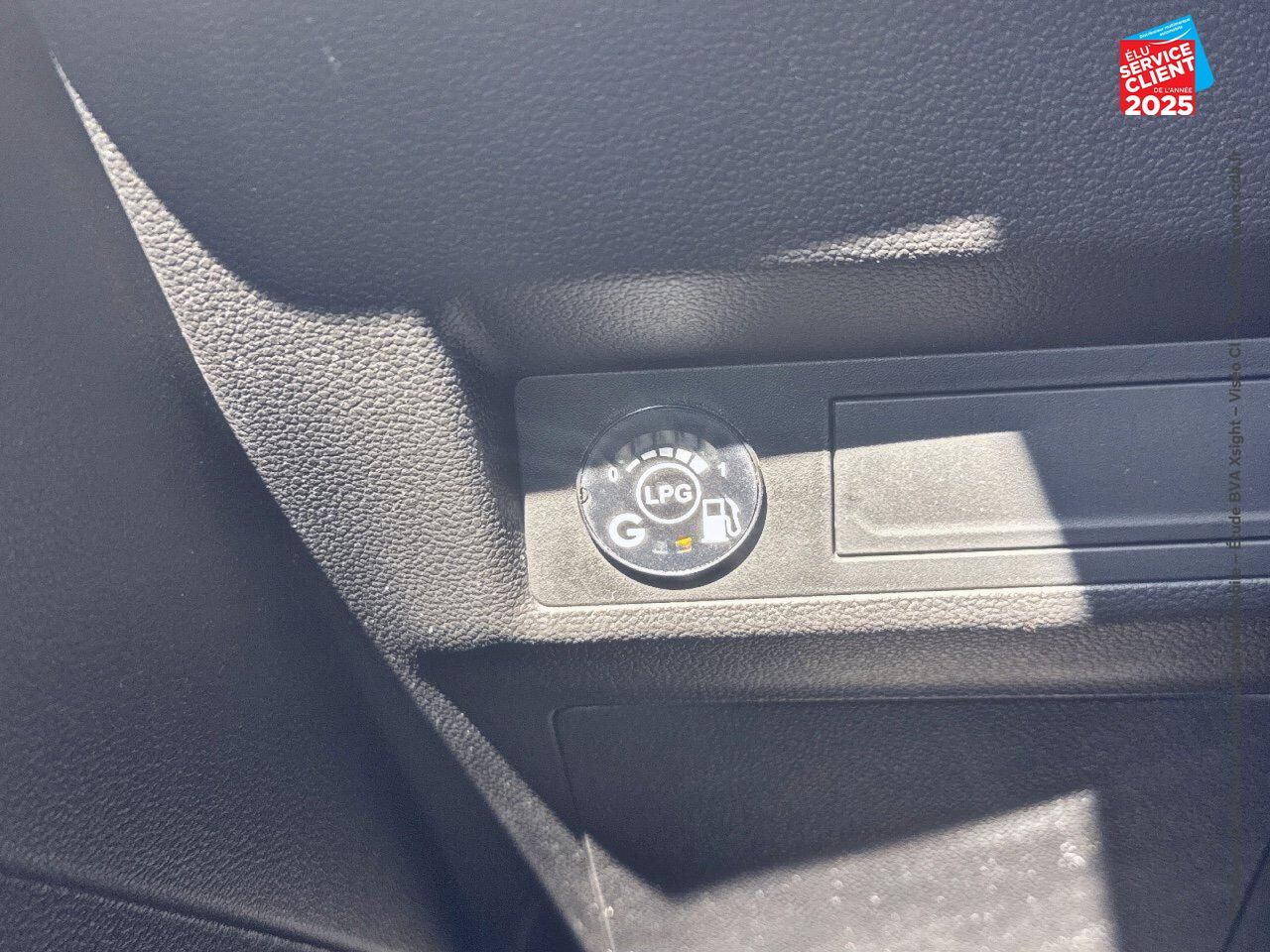 Véhicule d'occasion RENAULT CAPTUR 1.0 TCE 100CH INTENS GPL - 20 CAMERA chez Toyota Thionville